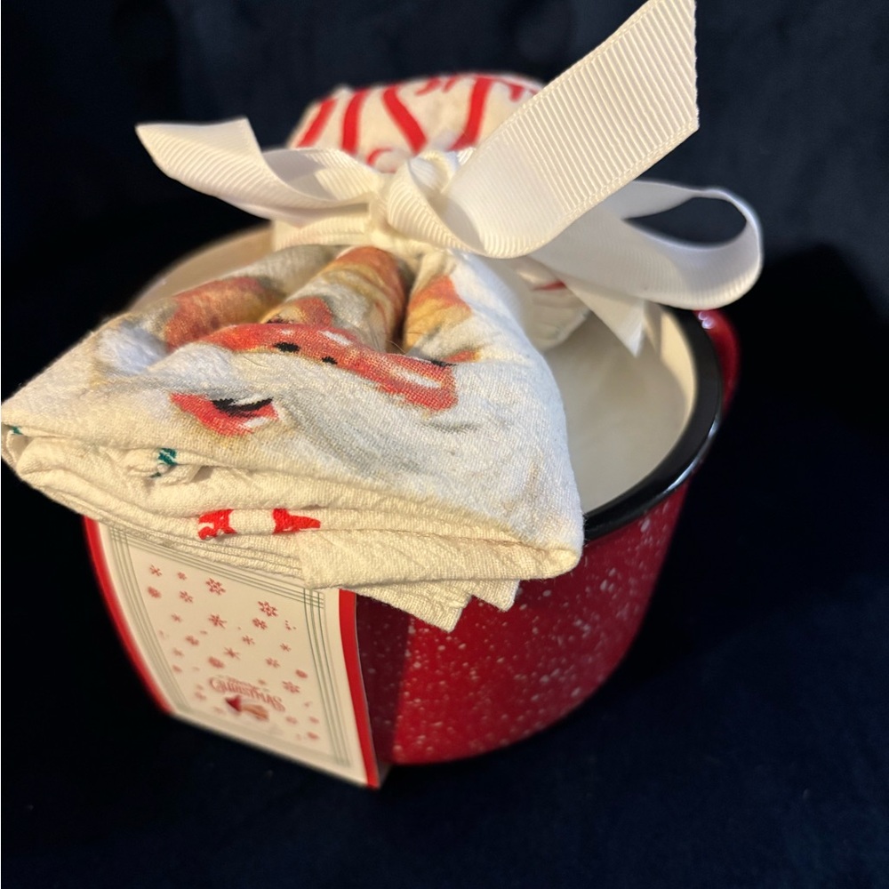 Red Speckled bowl and 3 wick Candle with Festive dish Cloth